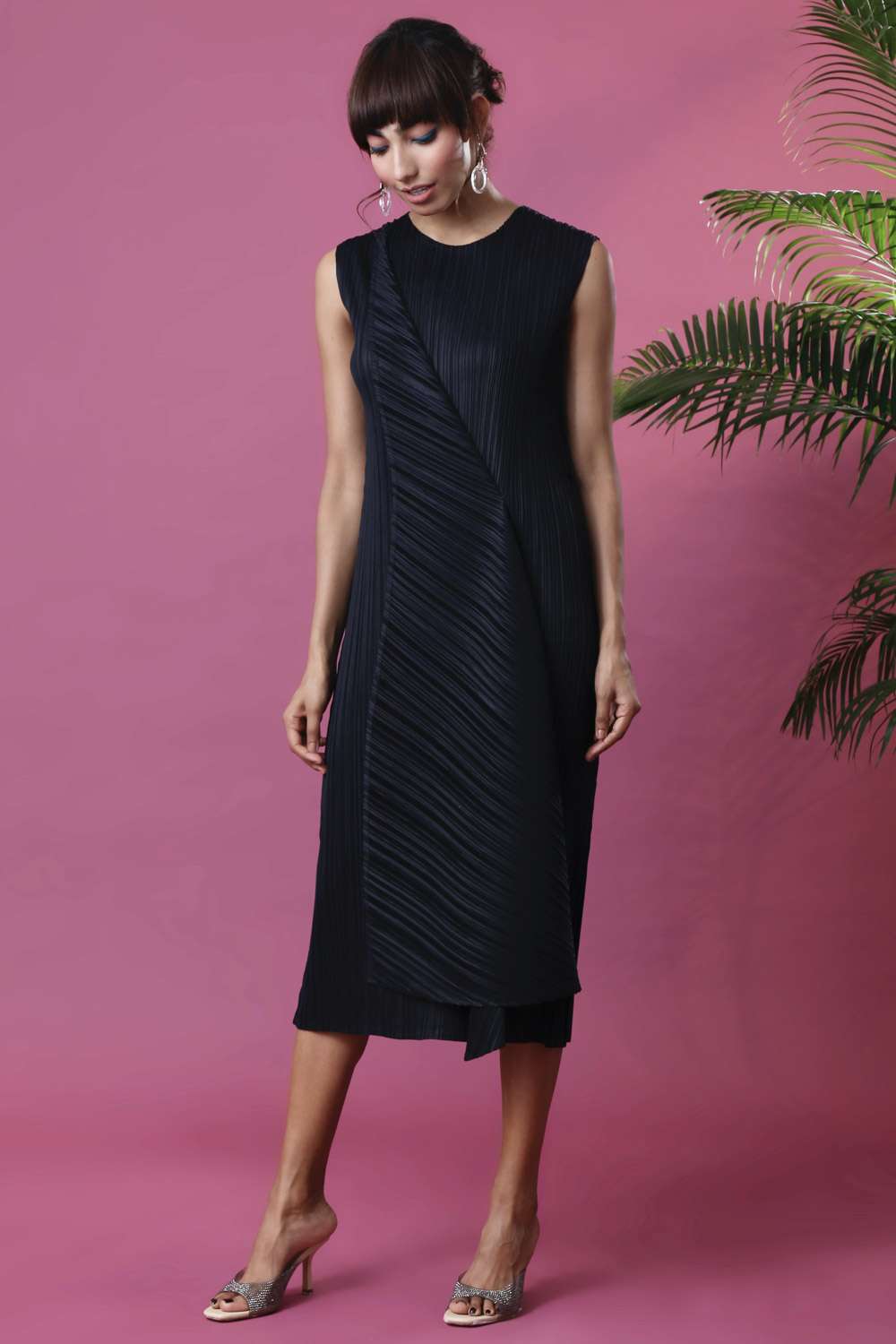 black straight cut dresses