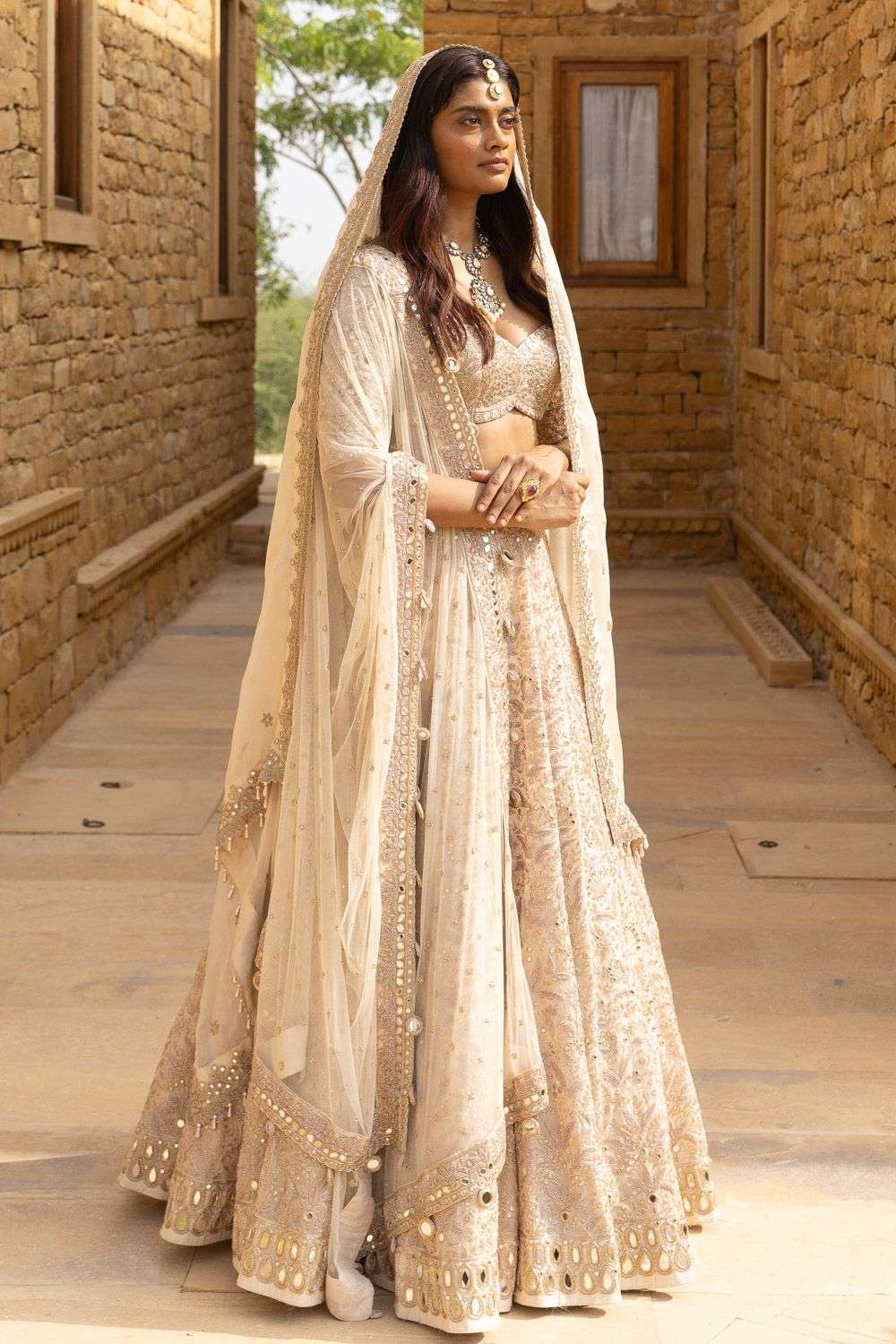 Engagement Dupatta Draping For Lehenga Buy Arpita Mehta Soft Beige