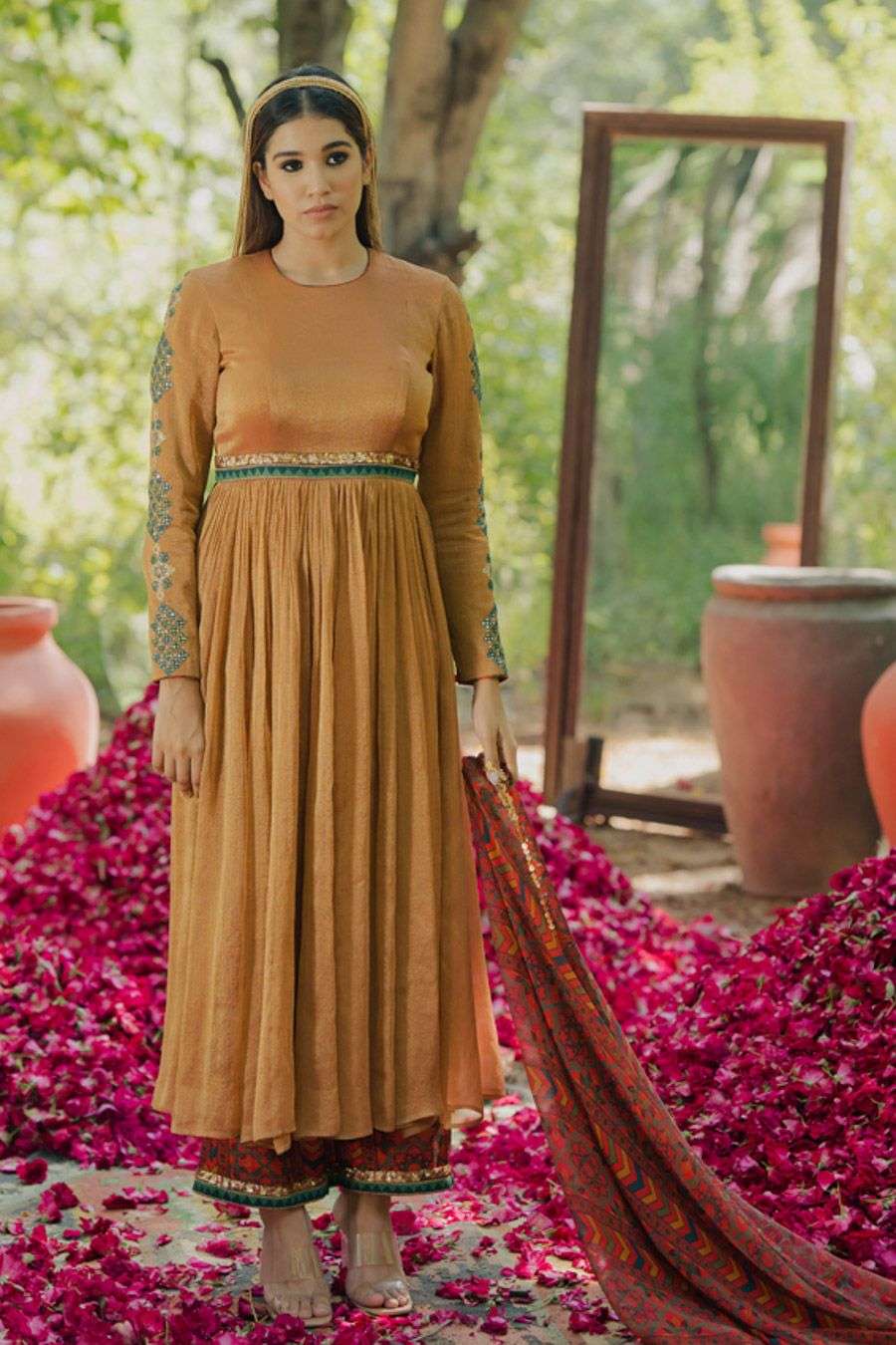 Shop Designer Women s Clothing Accessories Online Ensemble India
