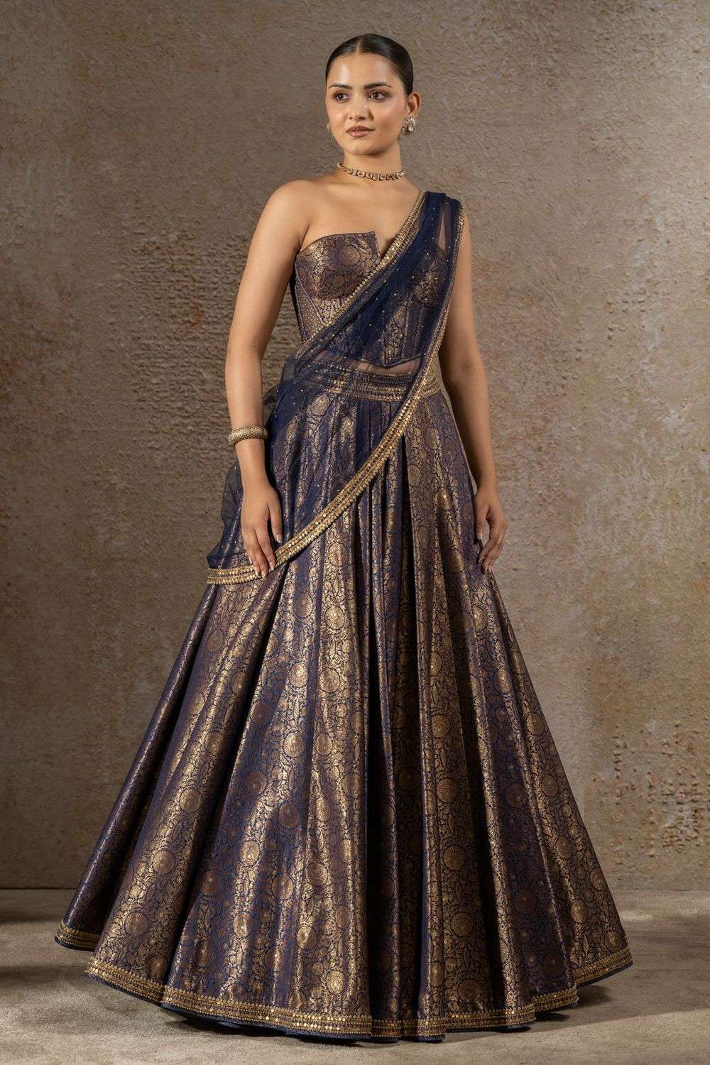 Buy Tarun Tahiliani Soft Blue Corset - Brocade | Drape - Tulle Net