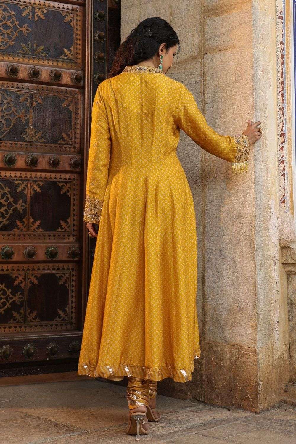 Buy Niti Bothra Soft Yellow Silk Base Anarkalis