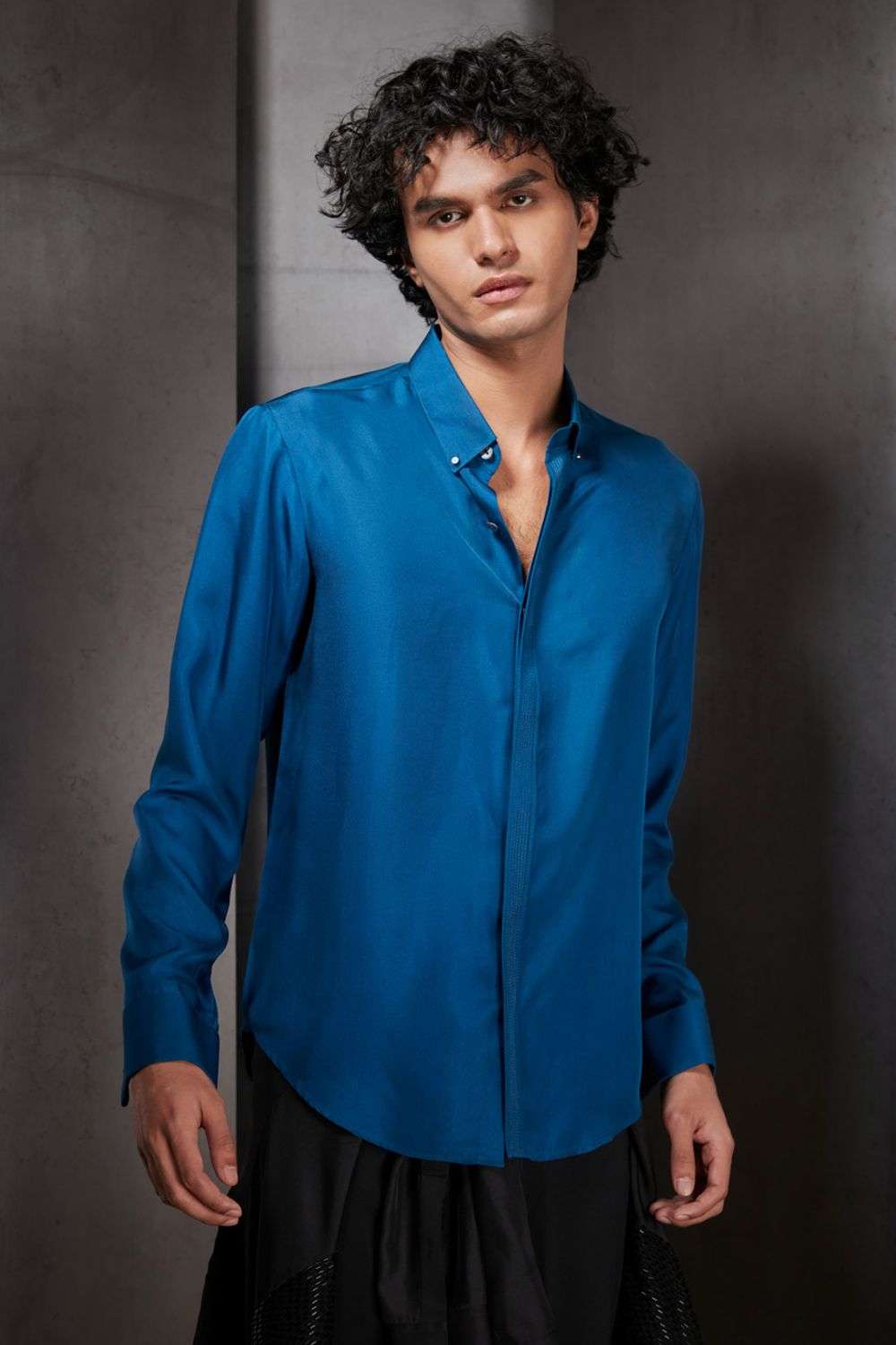 HEUGN 25SS ALF SILK Shirts 極美品】HEUGN Print Rob サイズ 2 heugn