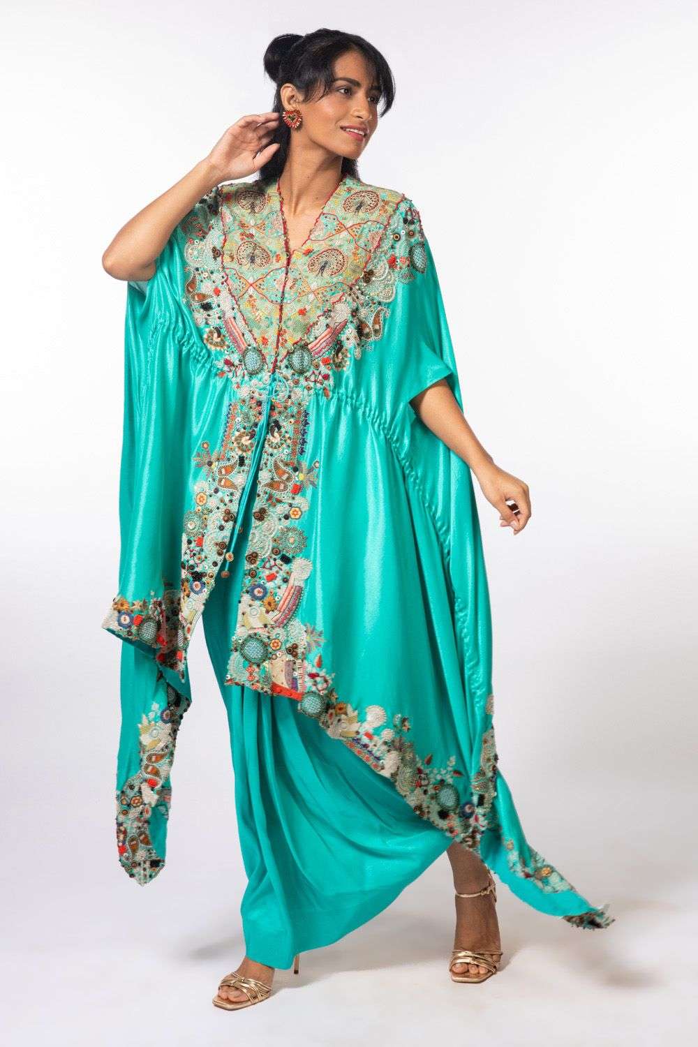 Turquoise embroidered kaftan set