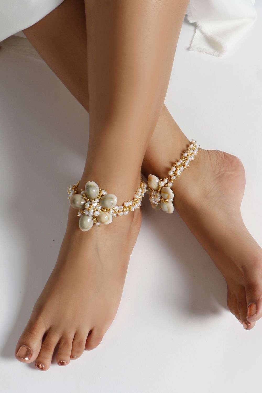 Buy Vaidaan Soft Gold 22K gold finish, stones, shells, beads