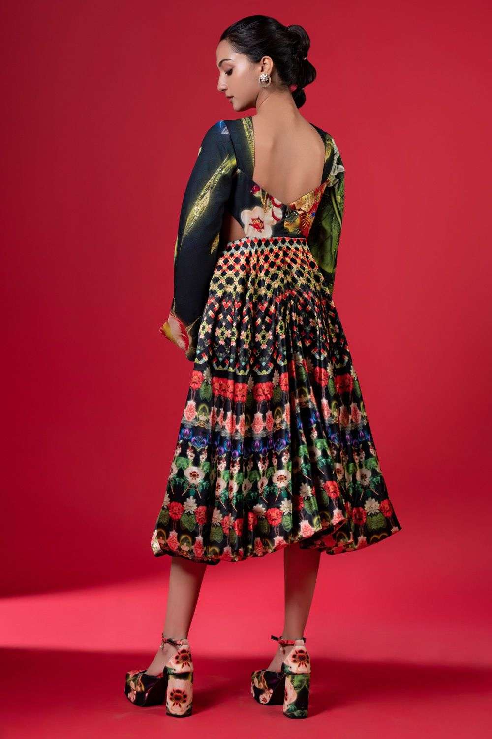 本日限定値下　ANDWANG Élégance Ribbon Dress M Buy Siddhartha Bansal Soft Black Moss Crepe & Silk Taffeta Dresses