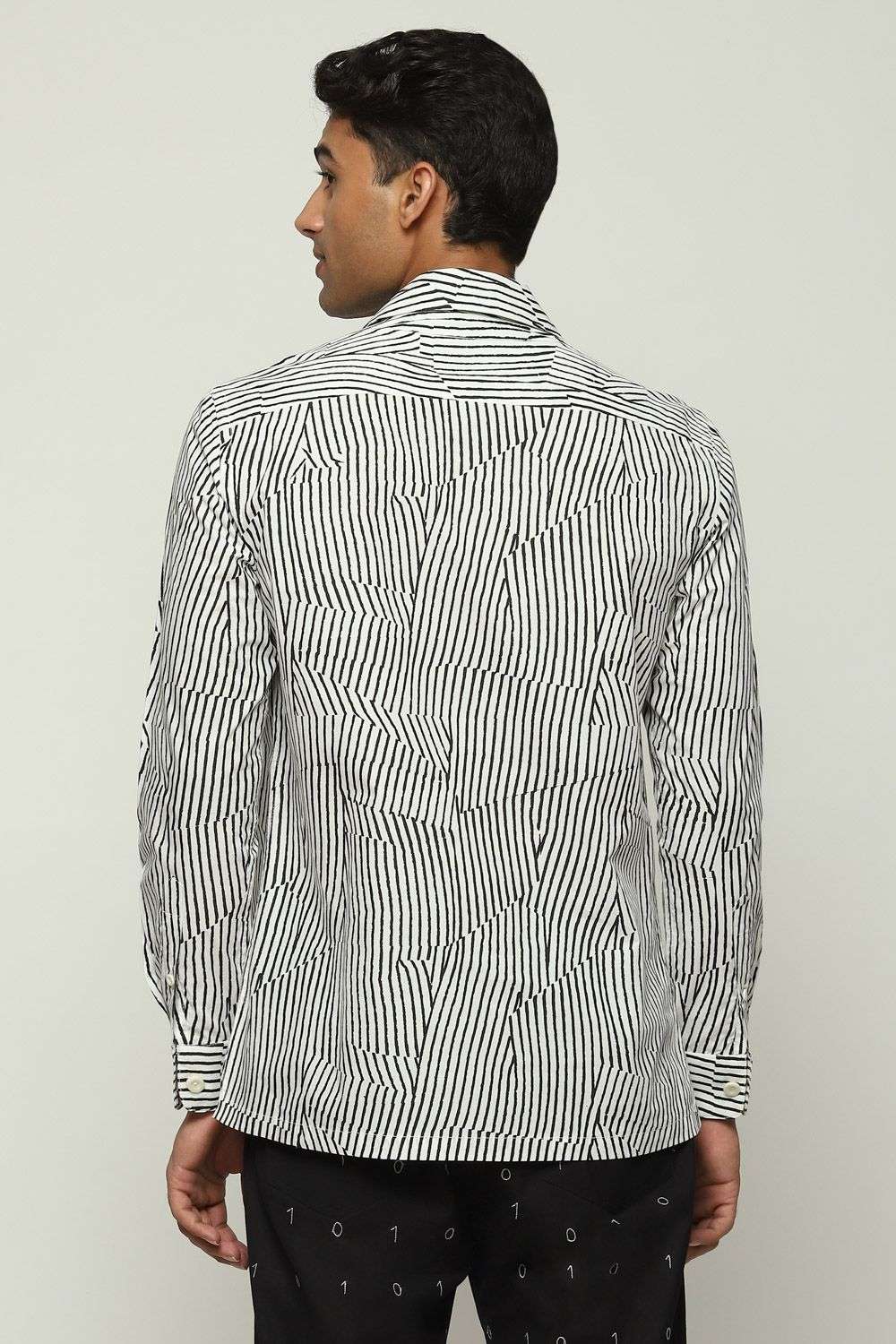 Buy Abraham & Thakore Men Soft White Cotton PRINTED BROKEN STRIPE