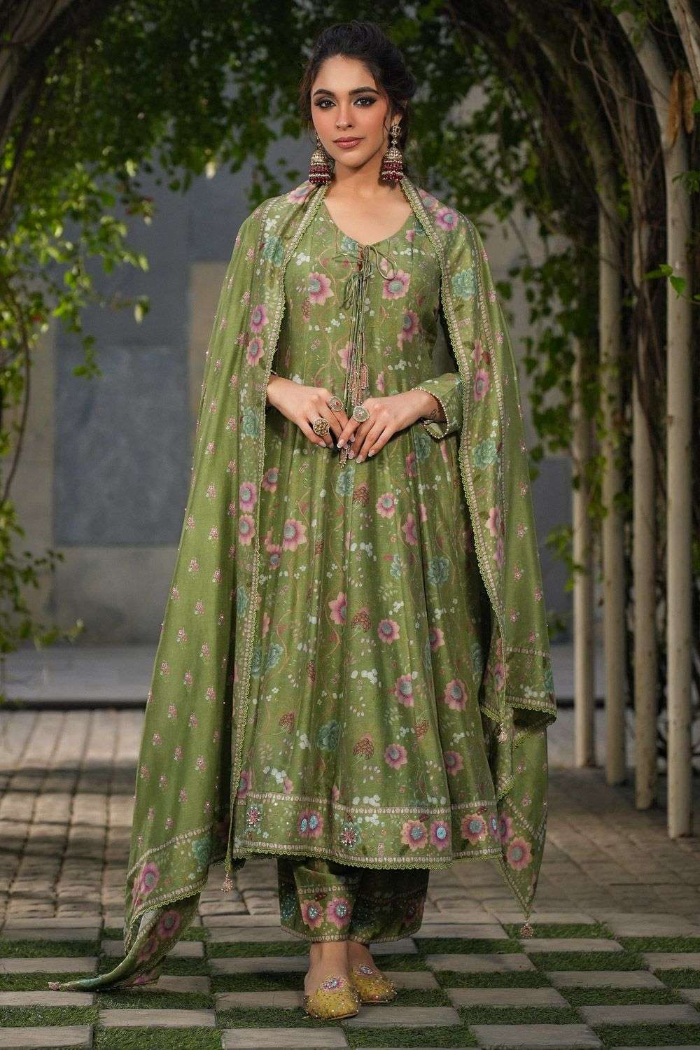 Green silk chanderi mughal bano kalidar kurta set