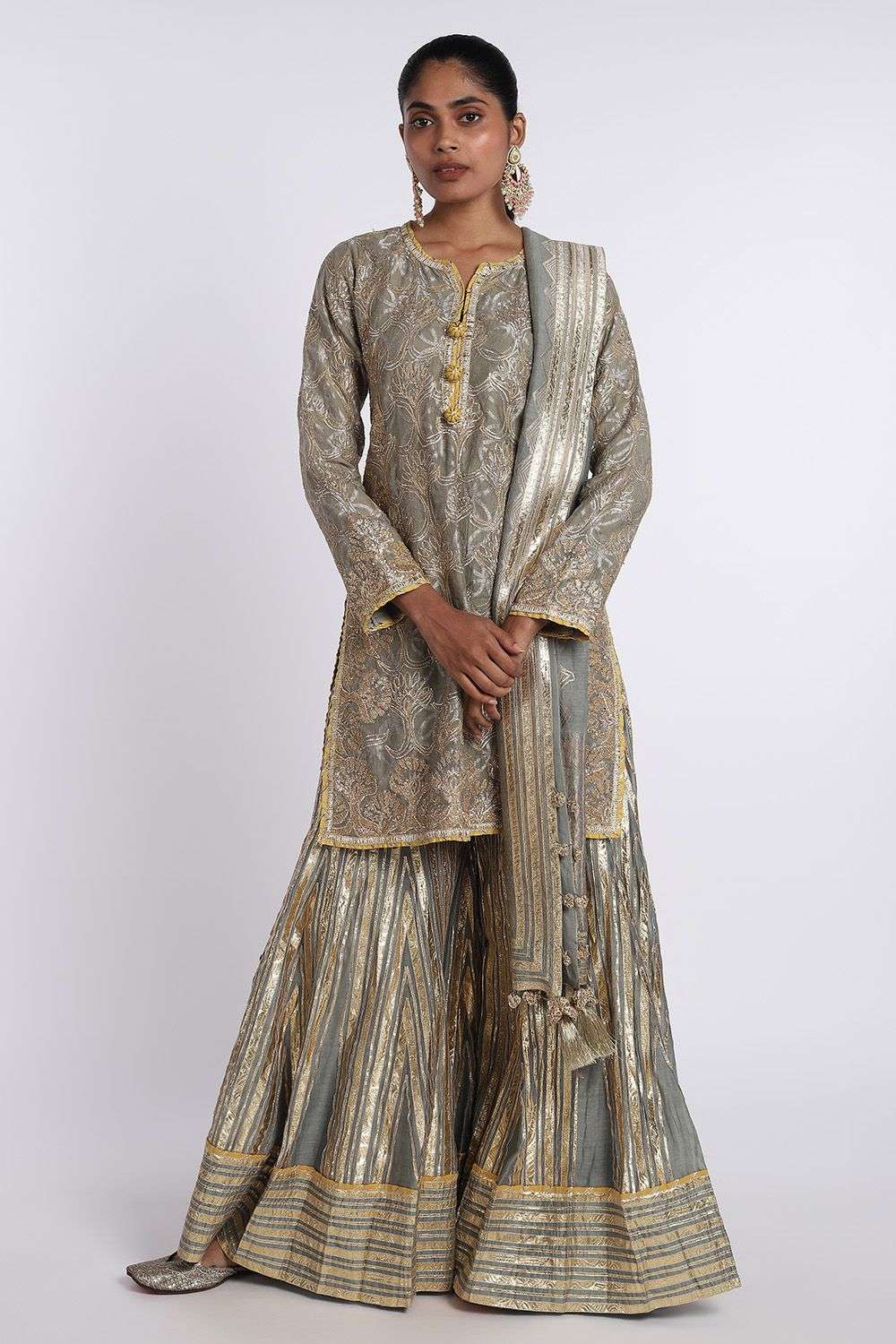 Buy Pink Embroidered Chanderi Sharara Suit- Set of 3 | kr377/KARJ15AUG |  The loom