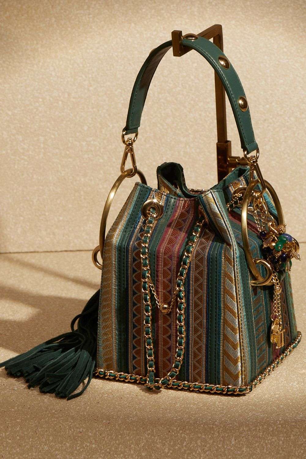 Bucket bags online discount india