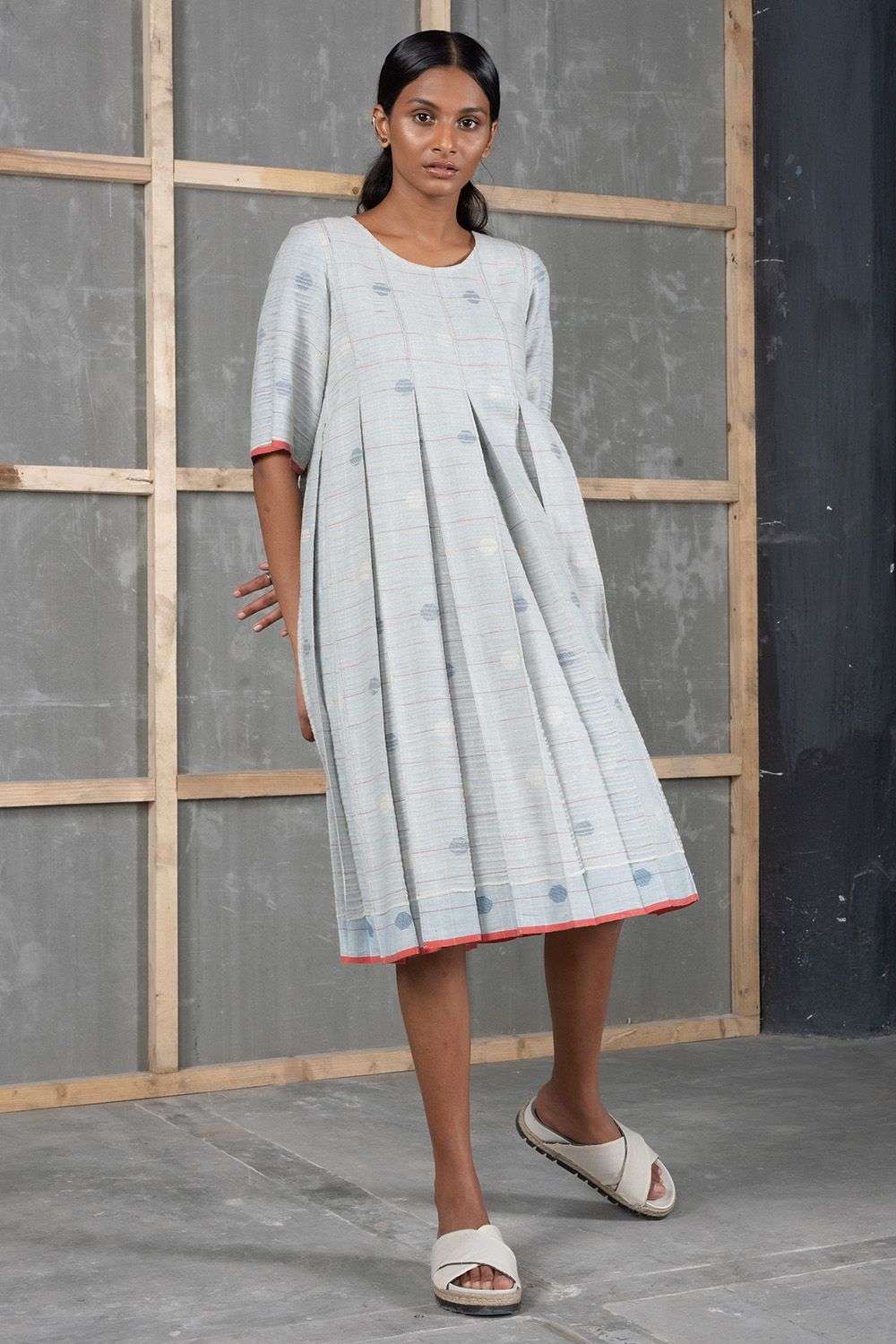 Buy Urvashi Kaur Soft Blue Cotton jamdani polka, Linen noil