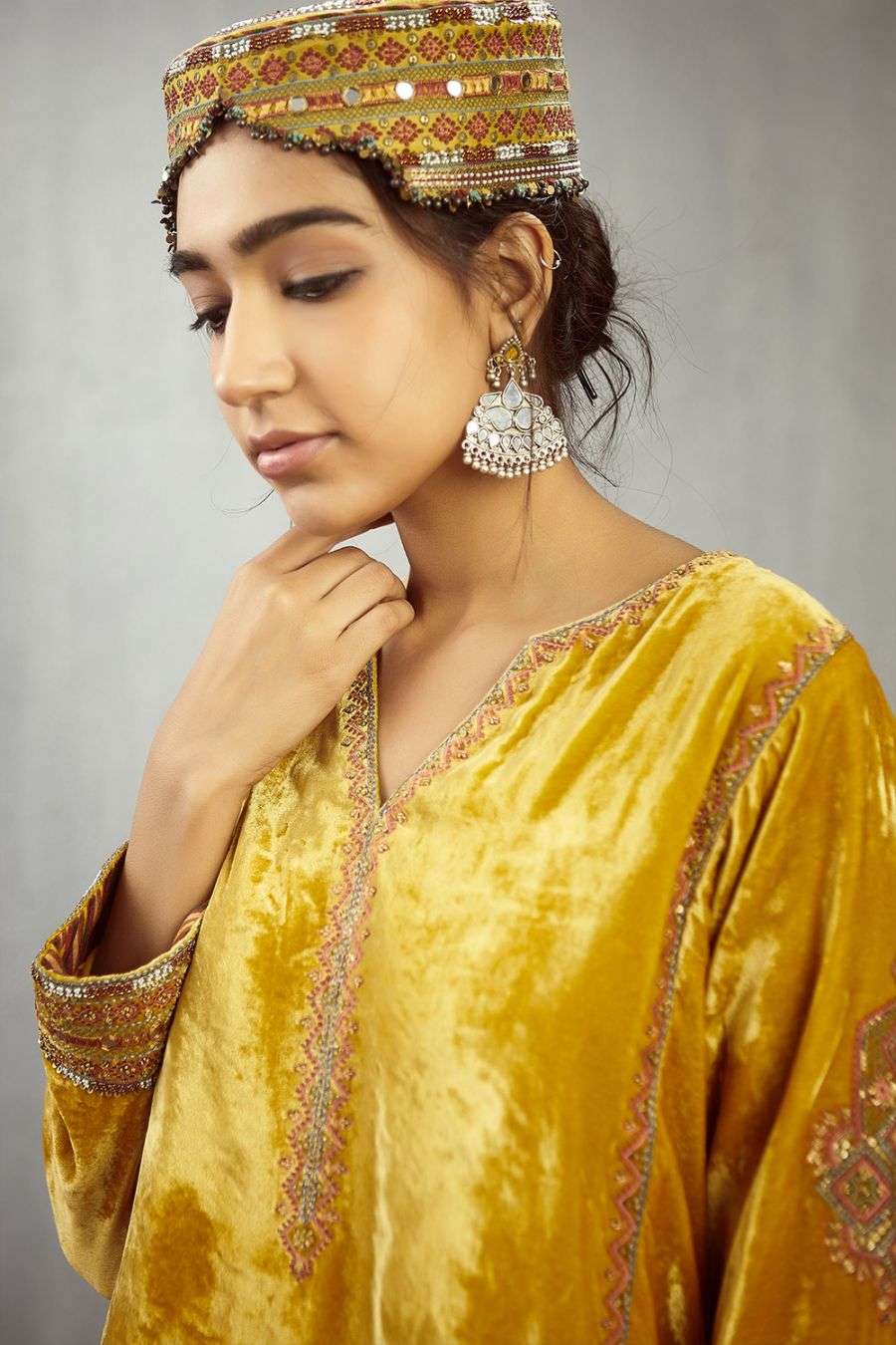 Buy Yellow embroidered sindhi topi 