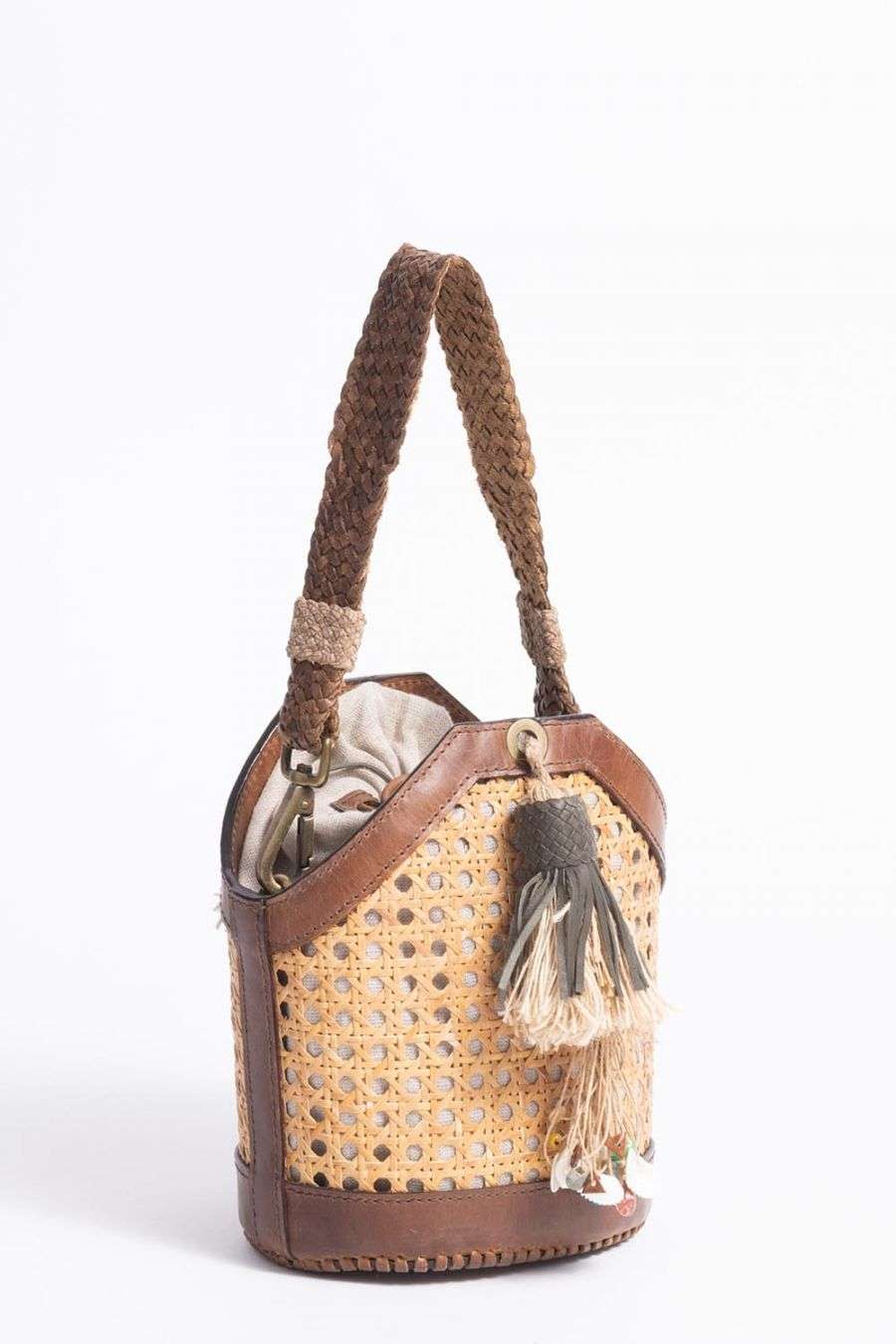 buying first designer bolsa