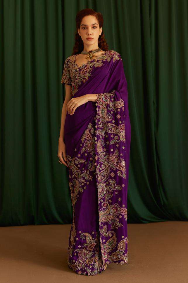 Buy Mrunalini Rao Green Raw Silk Embroidered Anarkali Gown Online | Aza  Fashions