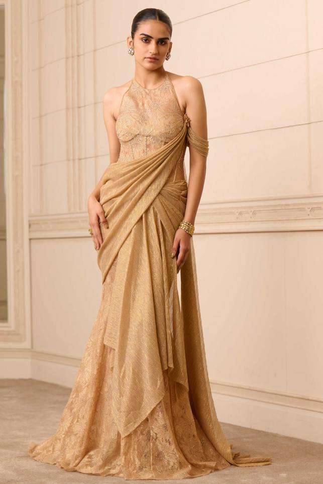 Aggregate 147+ tarun tahiliani designer gowns latest