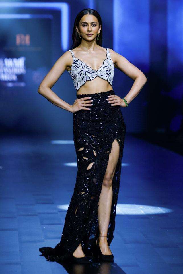 cocktail party indian cocktail dresses Designer Cocktail Party Outfits For Women Gowns, Dresses, Sarees