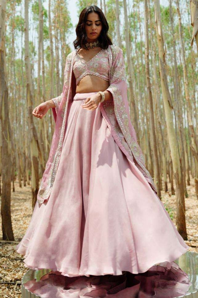 Net Indian Gowns - Buy Indian Gown online at Clothsvilla.com