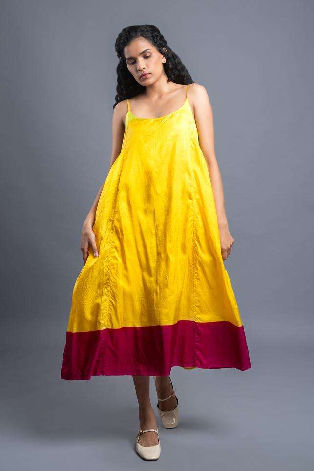injiri CREAM APPLIQUÉ DRESS Injiri Dress with Multicolored Stitching Selected by The