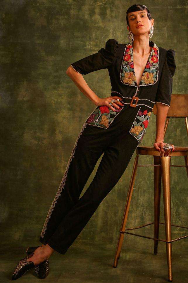 新品 80 house on the hill Jumpsuit Ballet Buy Tarun Tahiliani Soft Black Jump Suit : Banana Crepe Jumpsuits